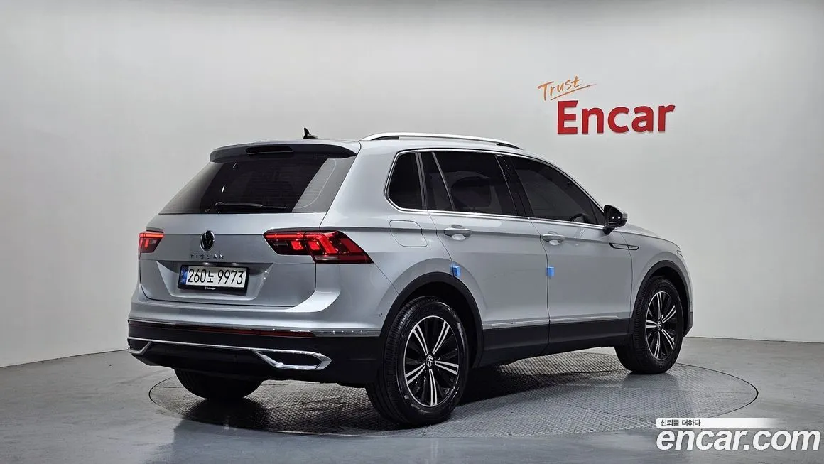Volkswagen Tiguan — фото 2