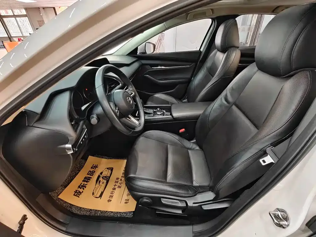 Mazda 3 Axela 2021 из CN, фото 7