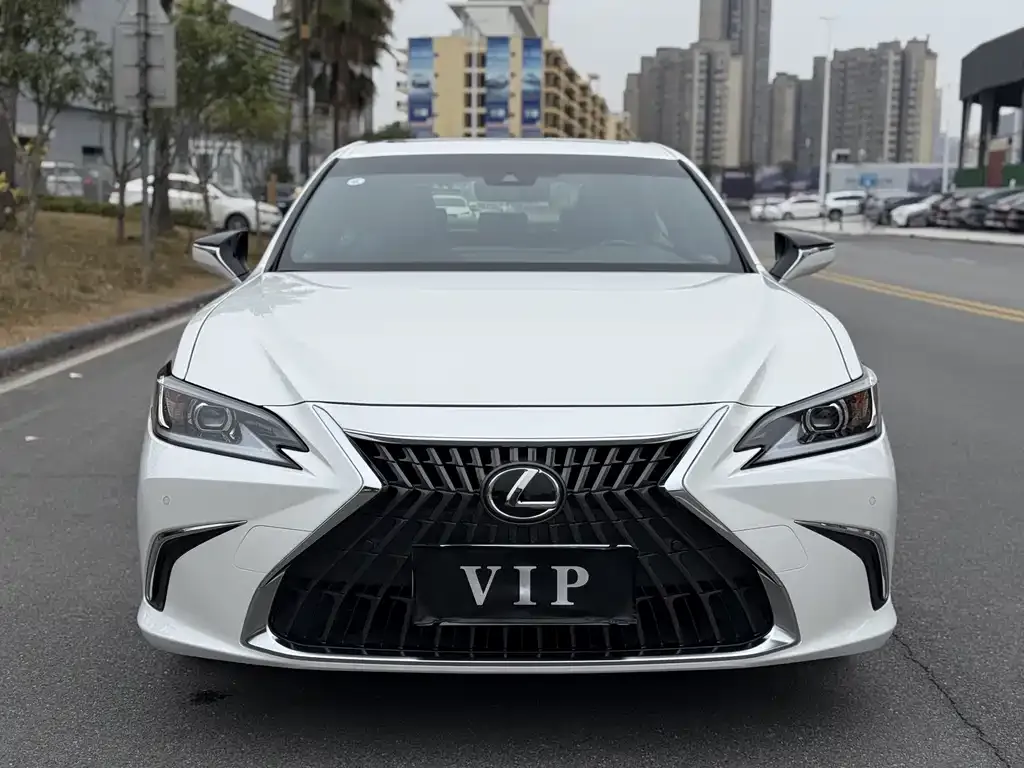 Lexus ES 2024 из CN, фото 8