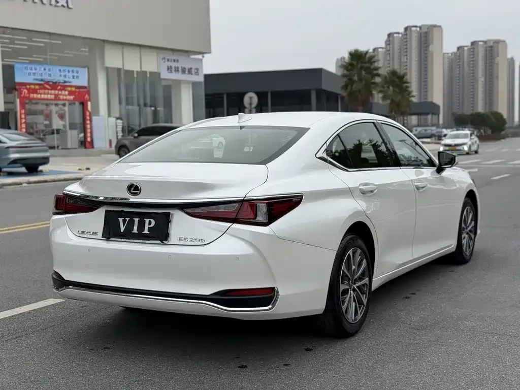 Lexus ES 2024 из CN, фото 5