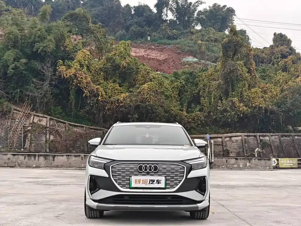 Audi Q4 e-tron 2025 из CN, фото 10