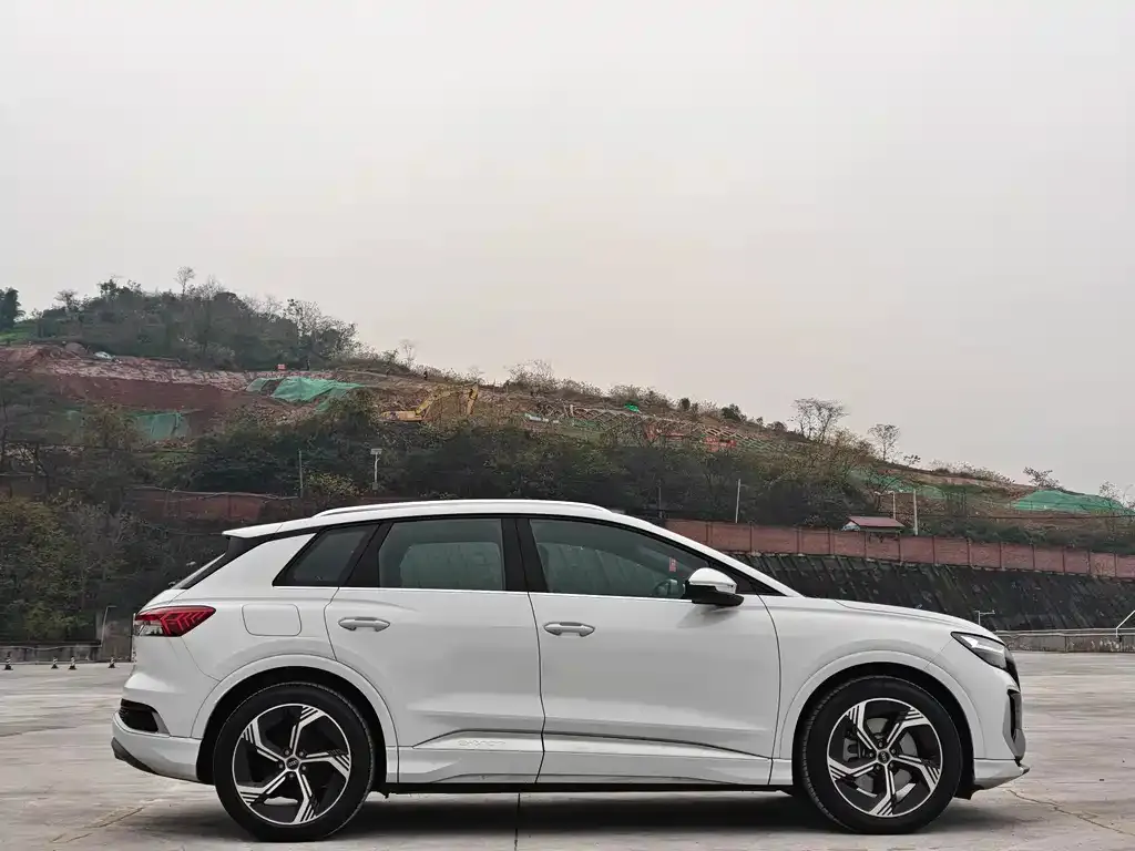 Audi Q4 e-tron 2025 из CN, фото 6