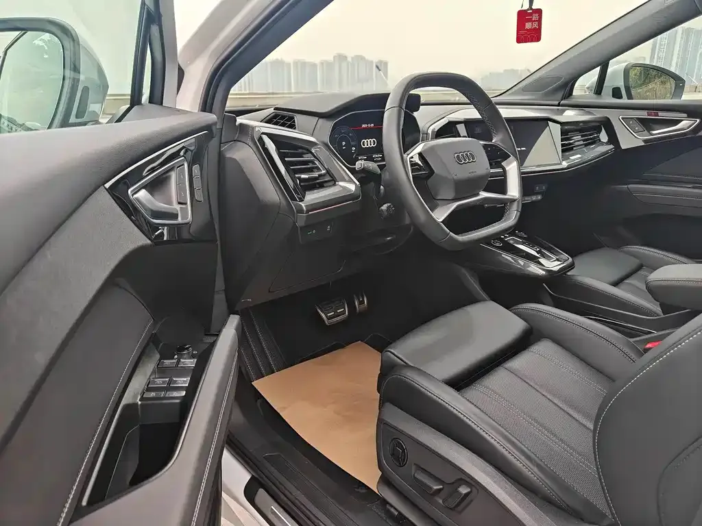 Audi Q4 e-tron 2025 из CN, фото 9