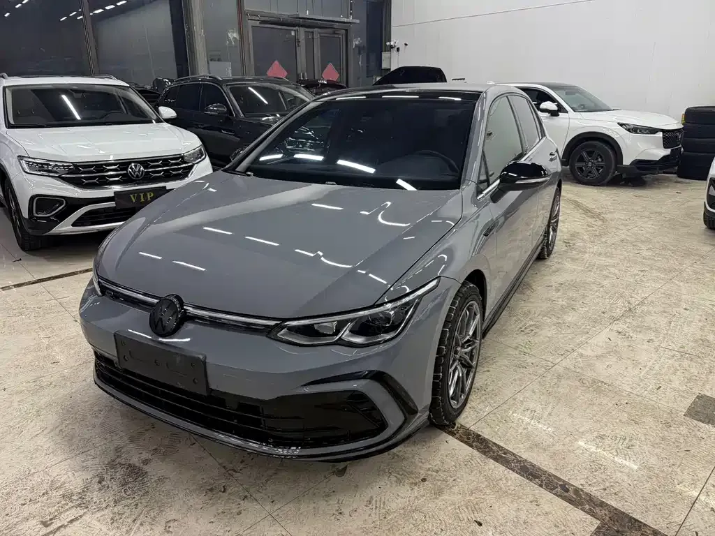 Volkswagen Golf 2022 из CN, фото 1