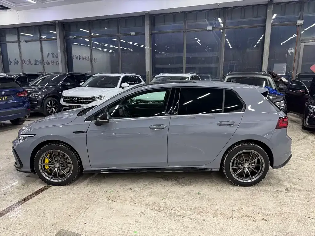 Volkswagen Golf 2022 из CN, фото 7