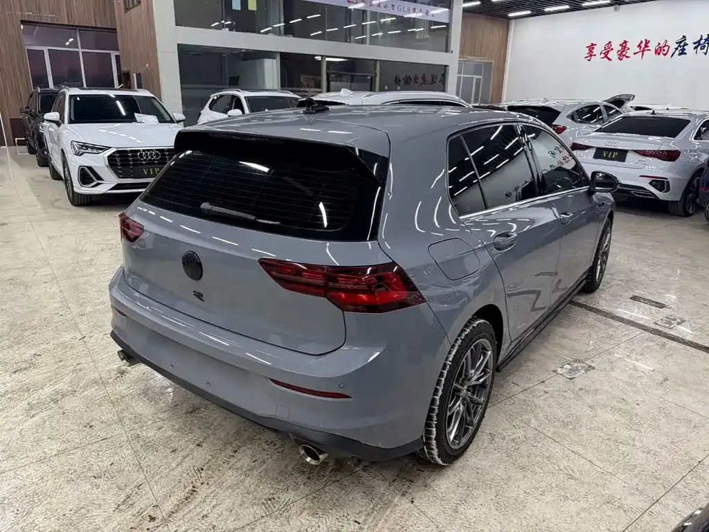 Volkswagen Golf 2022 из CN, фото 10