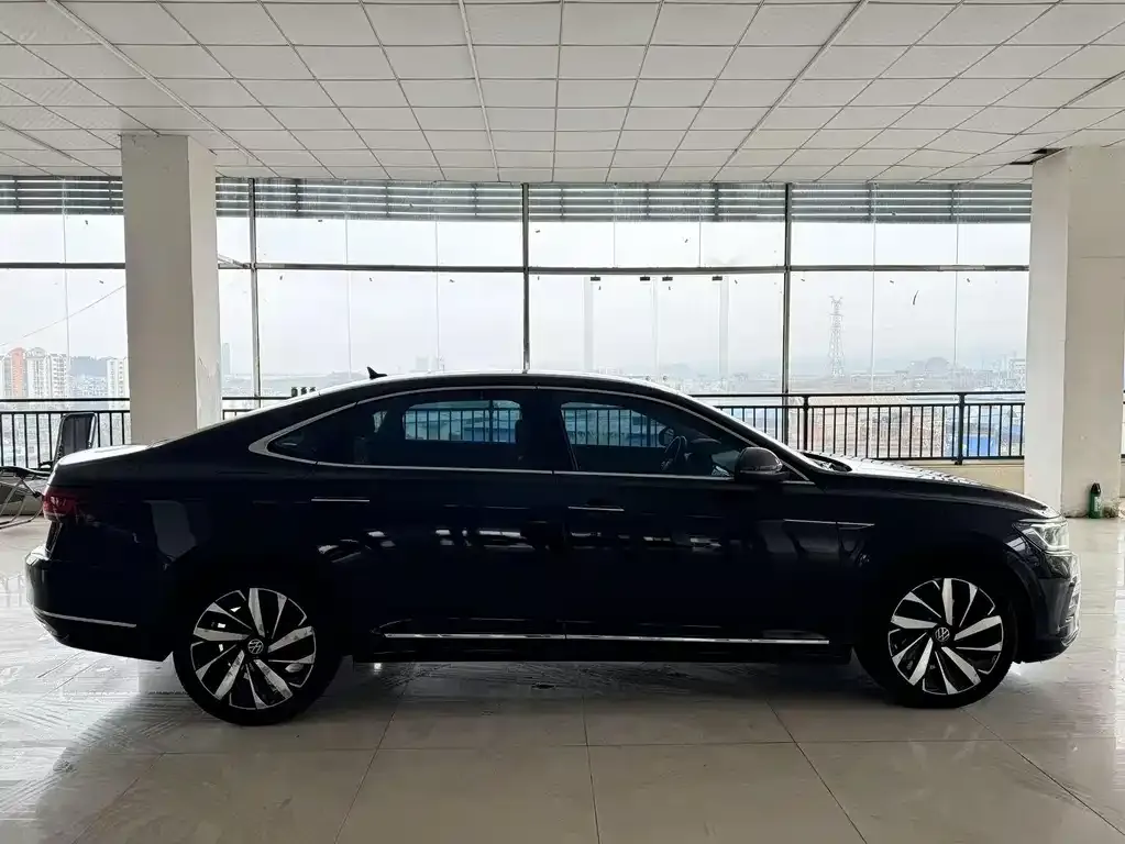 Volkswagen Passat 2021 из CN, фото 3