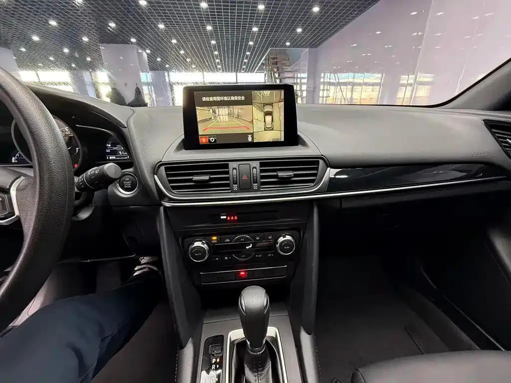 Mazda CX-4 2023 из CN, фото 10