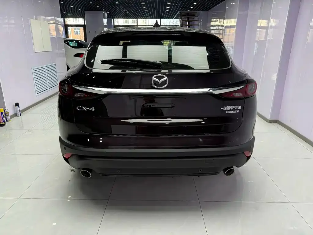 Mazda CX-4 2023 из CN, фото 5