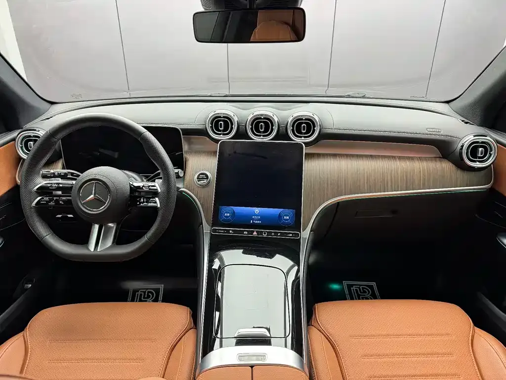 Mercedes-Benz GLC 2025 из CN, фото 2