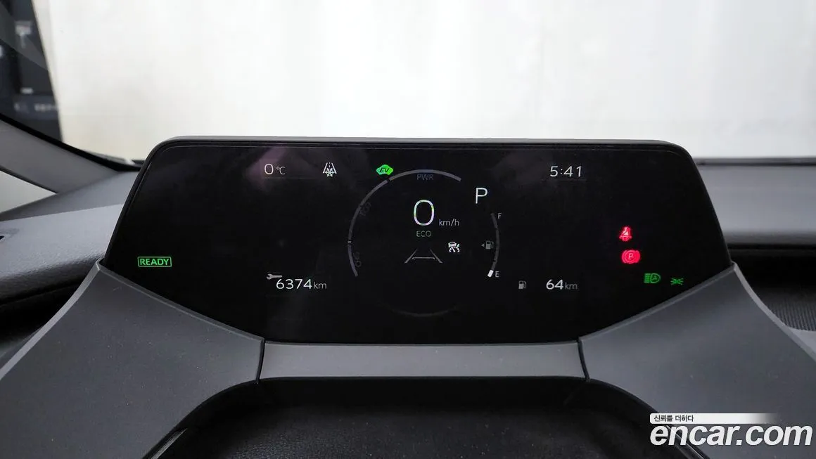 Toyota Prius 2025 из KR, фото 3