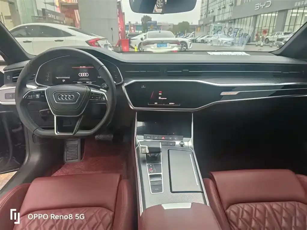 Audi A7L 2024 из CN, фото 9