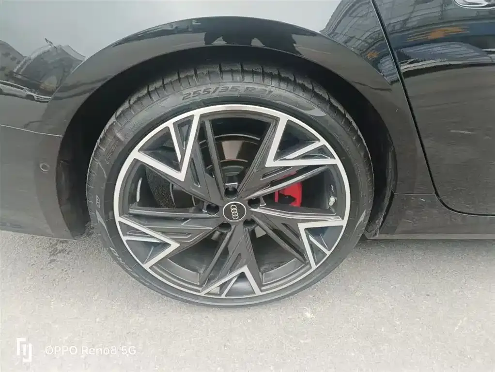 Audi A7L 2024 из CN, фото 8
