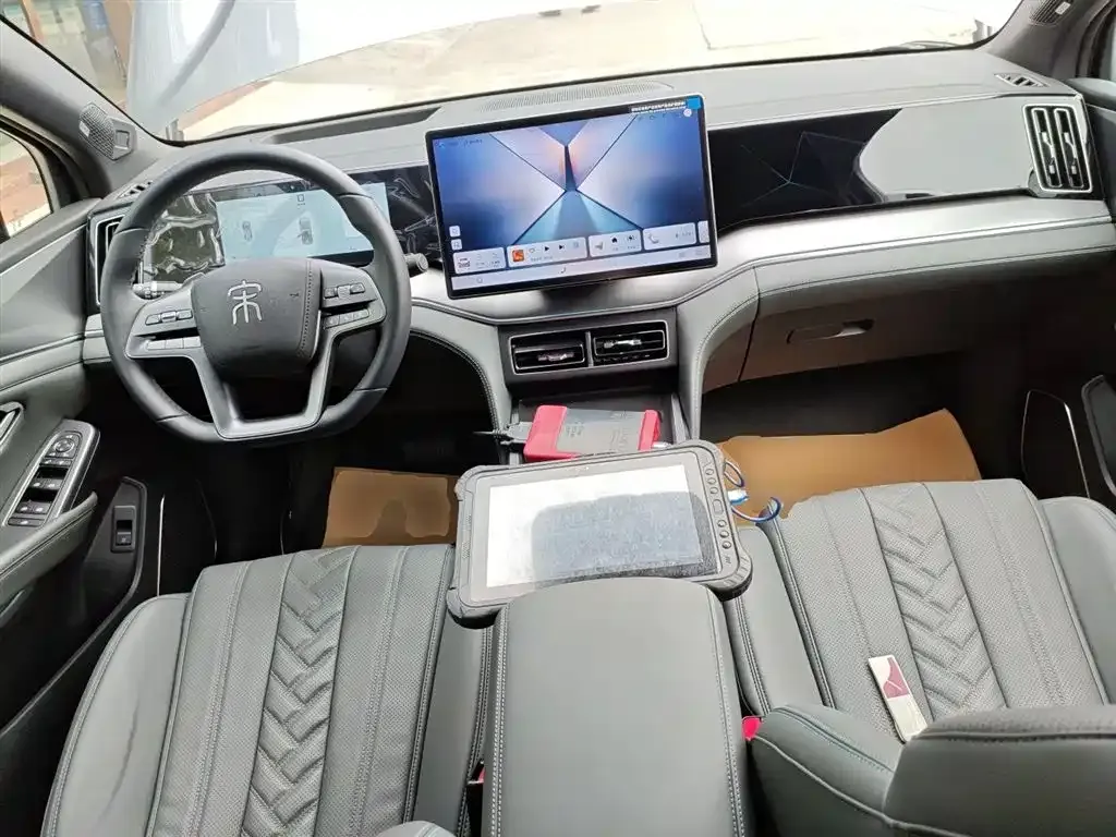 BYD L DM-i 2025 из CN, фото 10