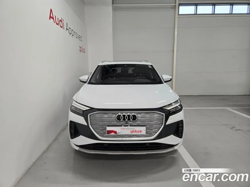 Audi Q4 e-tron 2023 из KR, фото 3