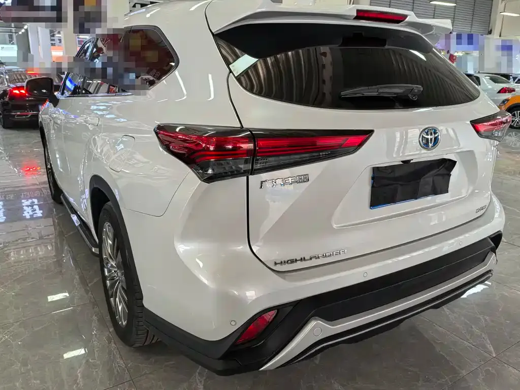 Toyota Highlander 2023 из CN, фото 4