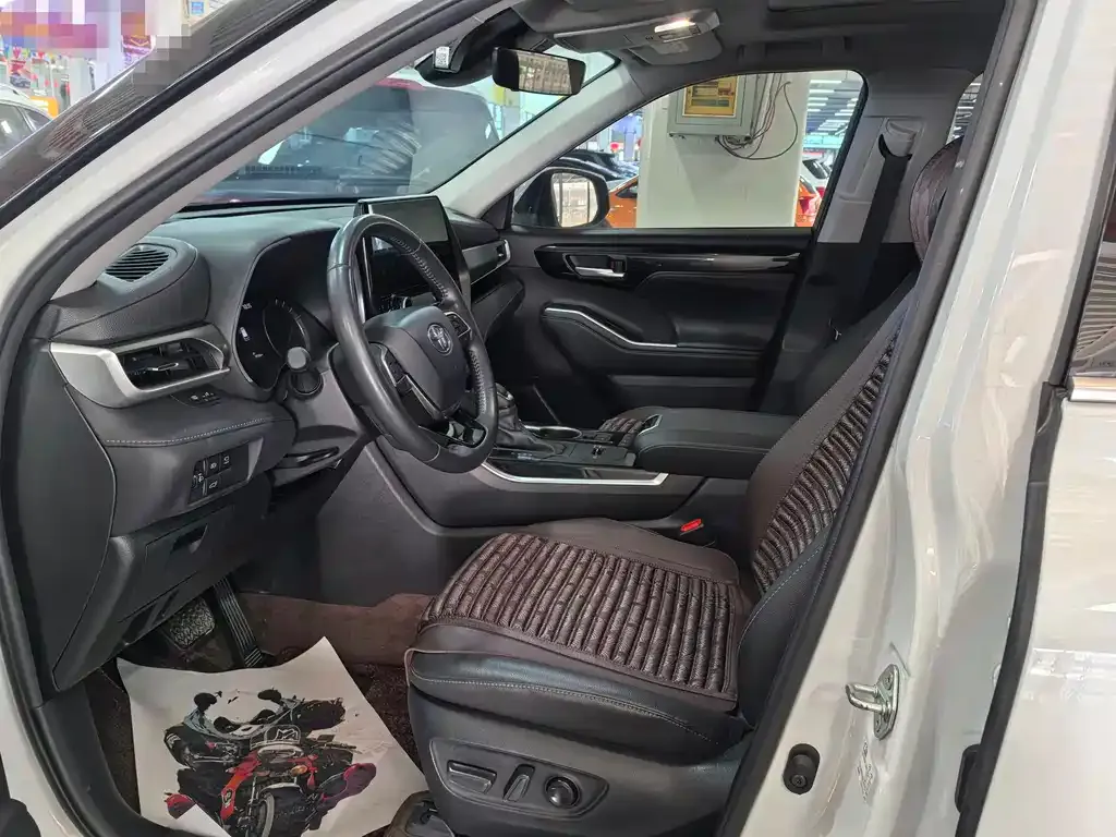 Toyota Highlander 2023 из CN, фото 6