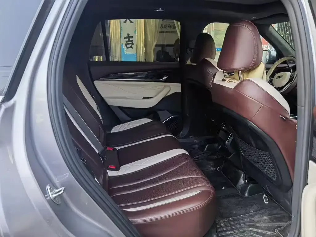 Geely Xingyue L 2021 из CN, фото 3