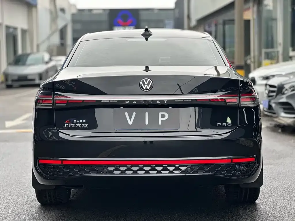 Volkswagen Passat 2025 из CN, фото 5