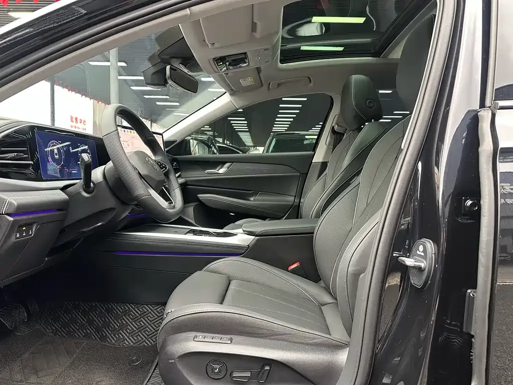 Volkswagen Passat 2025 из CN, фото 10