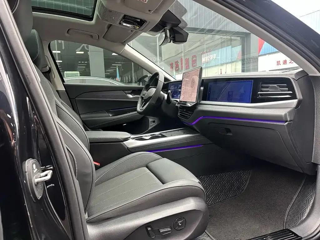 Volkswagen Passat 2025 из CN, фото 4