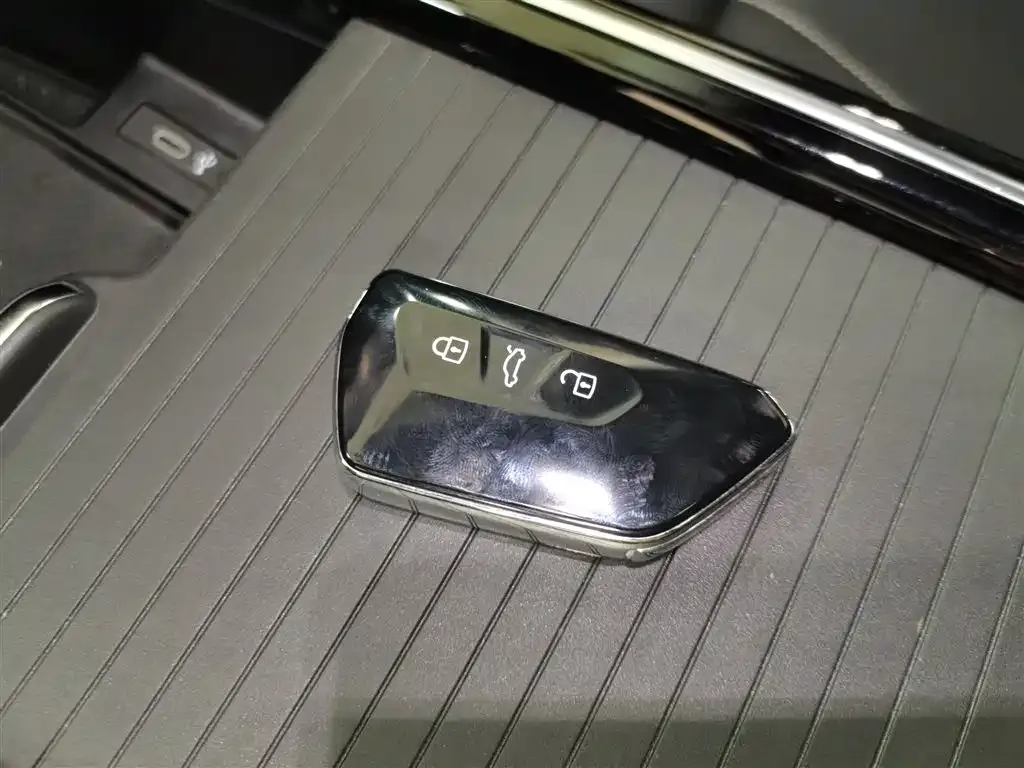 Volkswagen ID.4 X 2025 из CN, фото 6
