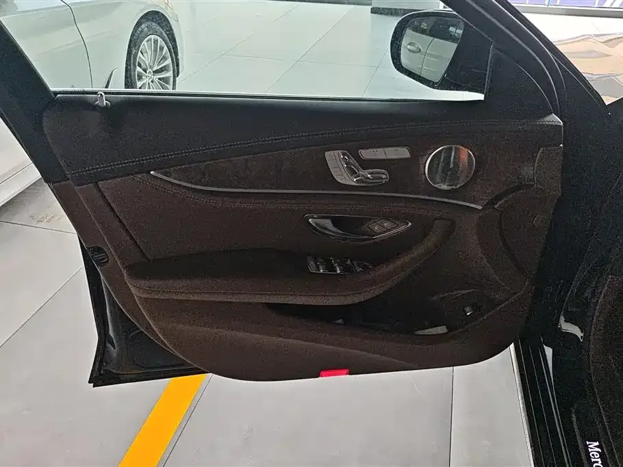 Mercedes-Benz E-Class 2021 из CN, фото 7