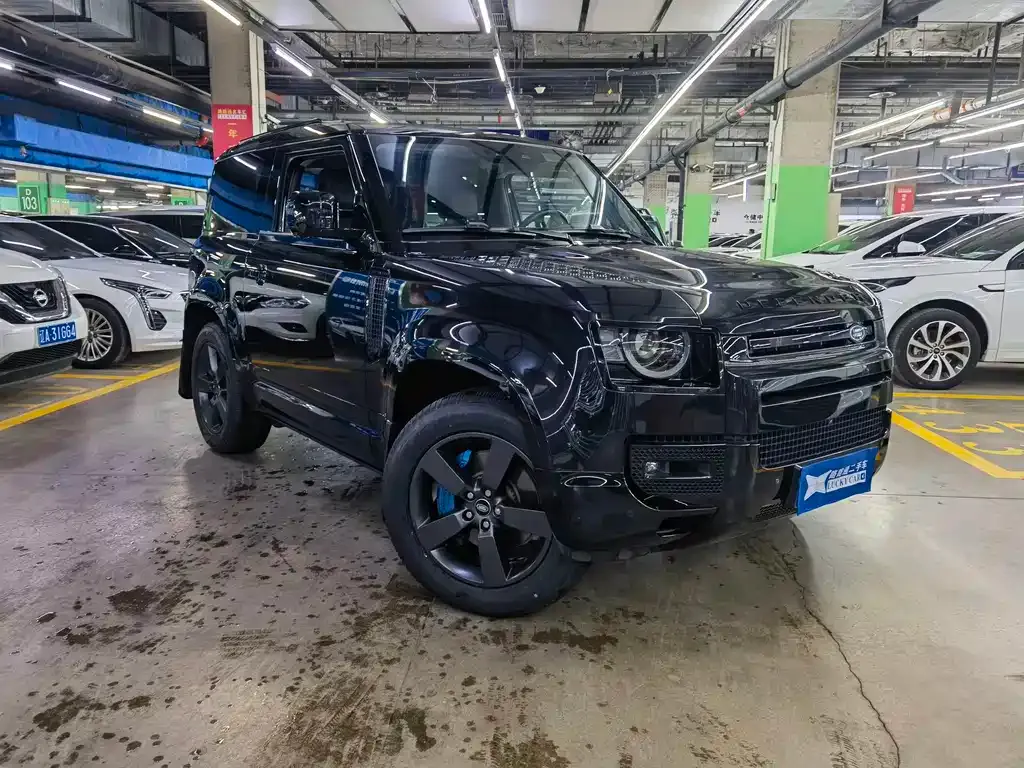 Land Rover Defender — фото 10