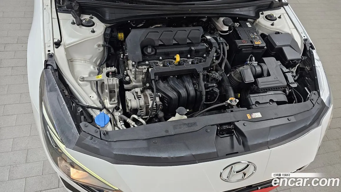 Hyundai AVANTE — фото 8