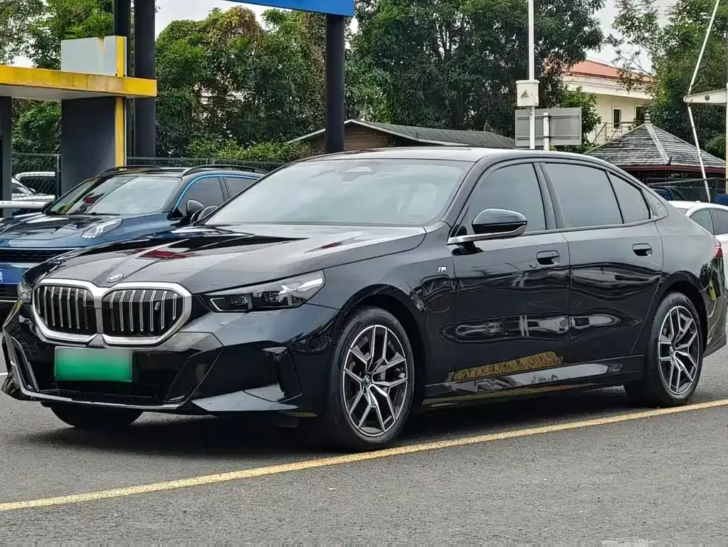 BMW i5 2024 из CN, фото 1