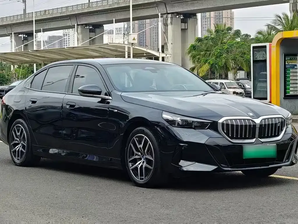 BMW i5 2024 из CN, фото 4