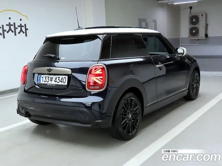 Mini Cooper 2023 из KR, фото 10
