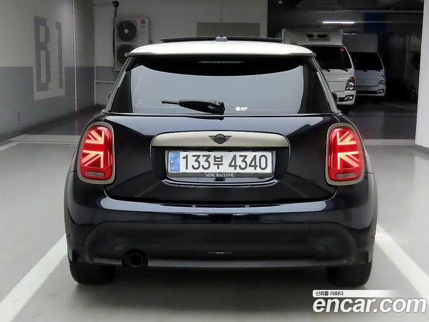 Mini Cooper 2023 из KR, фото 2