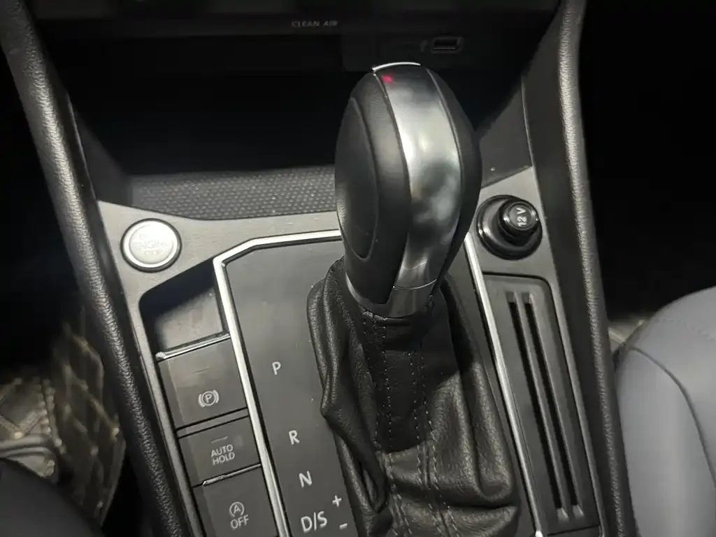 Volkswagen Lavida 2024 из CN, фото 4