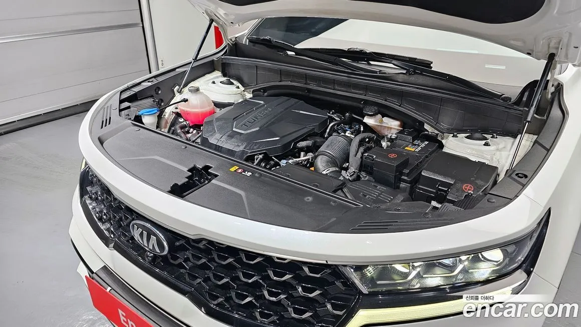 Kia Sorento — фото 6