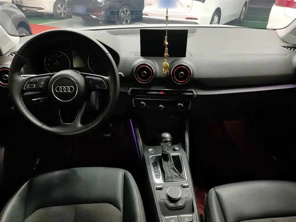 Audi Q2L 2021 из CN, фото 5