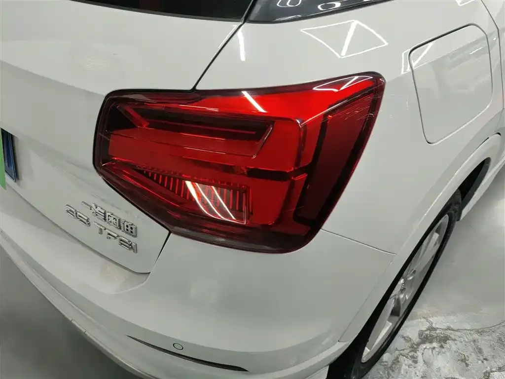 Audi Q2L 2021 из CN, фото 9
