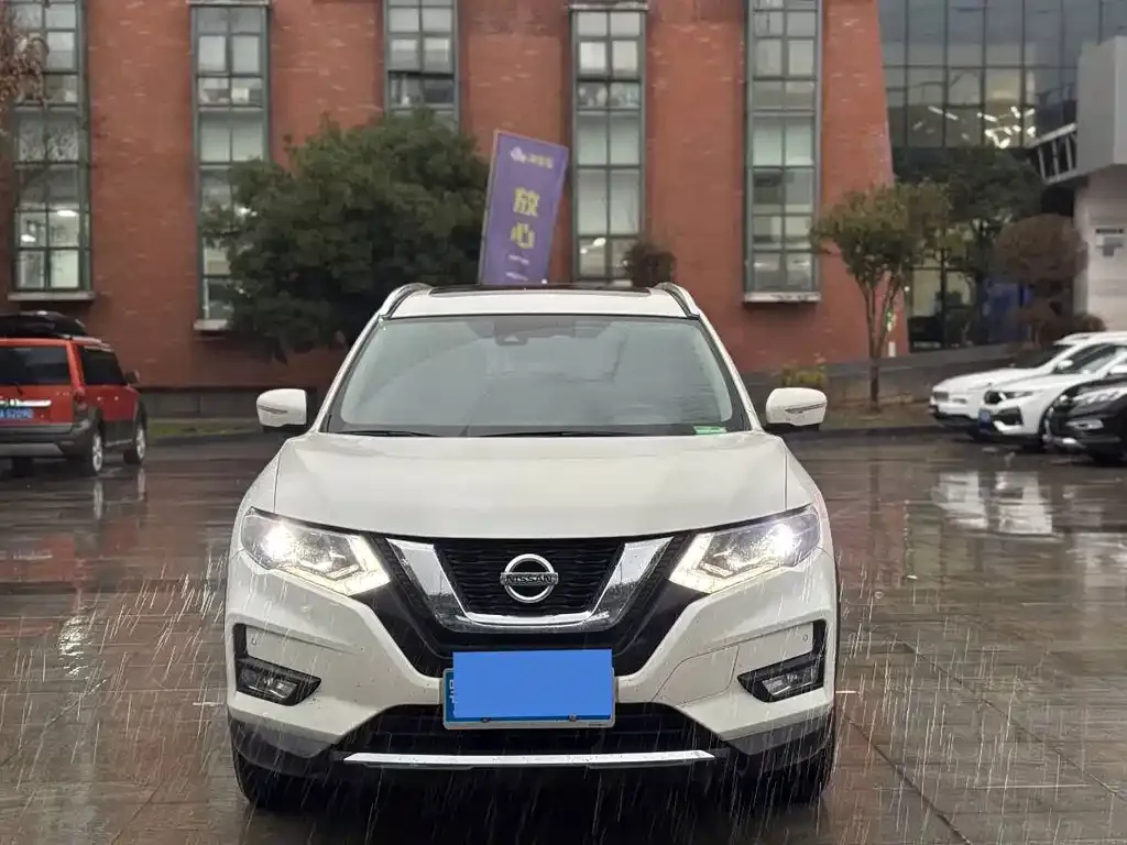 Nissan X-Trail 2025 из CN, фото 2