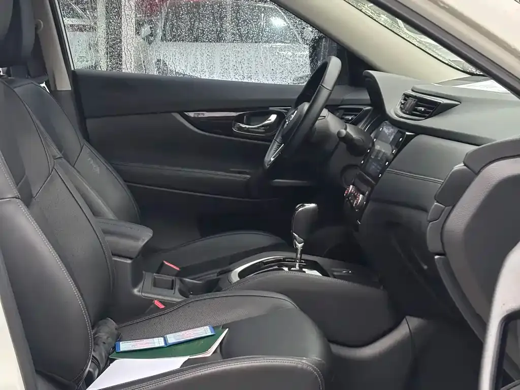 Nissan X-Trail 2025 из CN, фото 3