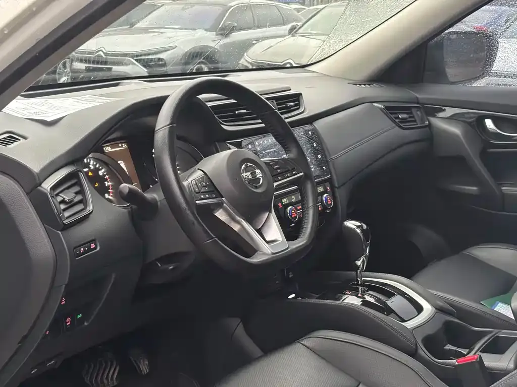 Nissan X-Trail 2025 из CN, фото 8