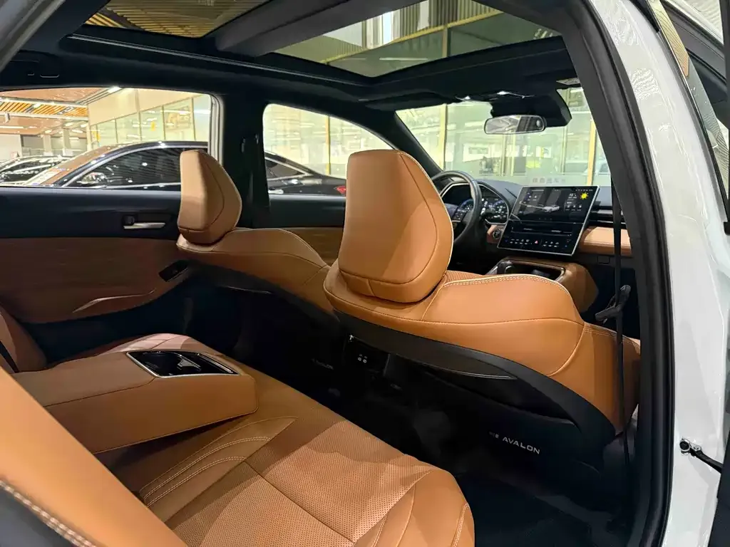 Toyota Avalon 2025 из CN, фото 10