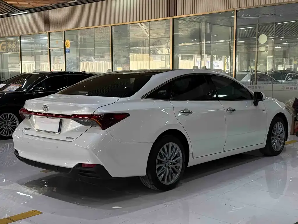 Toyota Avalon 2025 из CN, фото 2