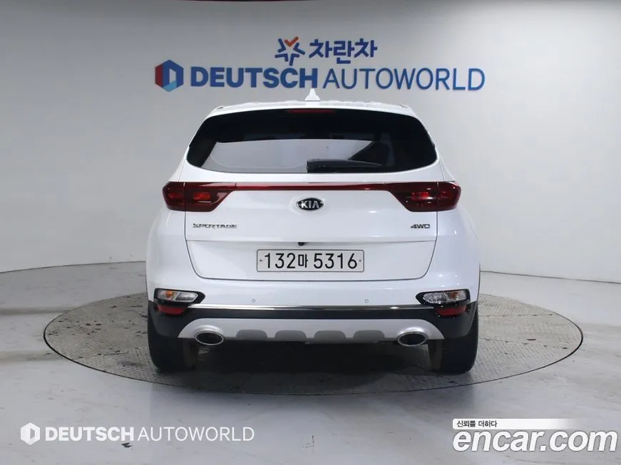 Kia Sportage — фото 9