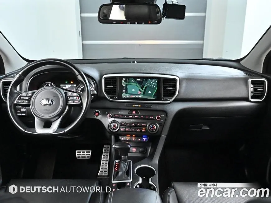 Kia Sportage — фото 8