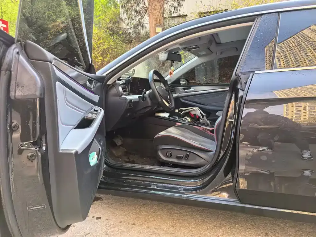 Volkswagen Lamando 2023 из CN, фото 4