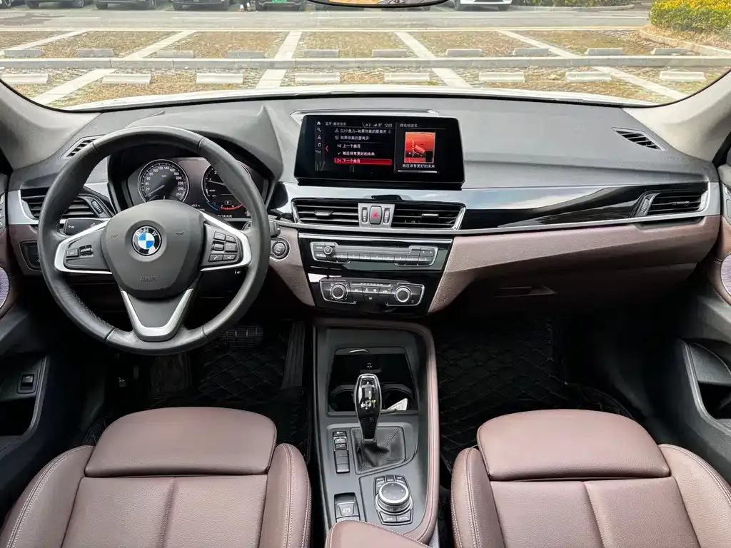 BMW X1 2022 из CN, фото 7