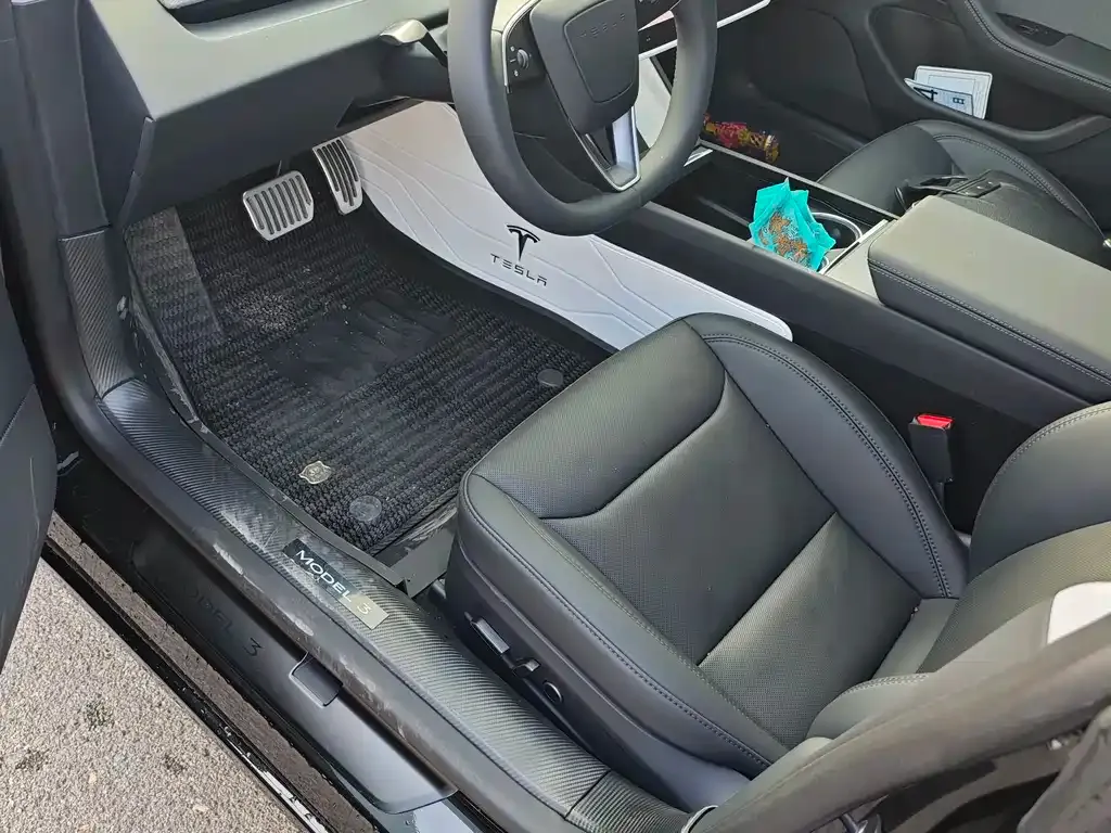 Tesla Model 3 2025 из CN, фото 5