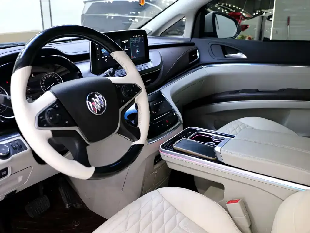 Buick GL8 2024 из CN, фото 7