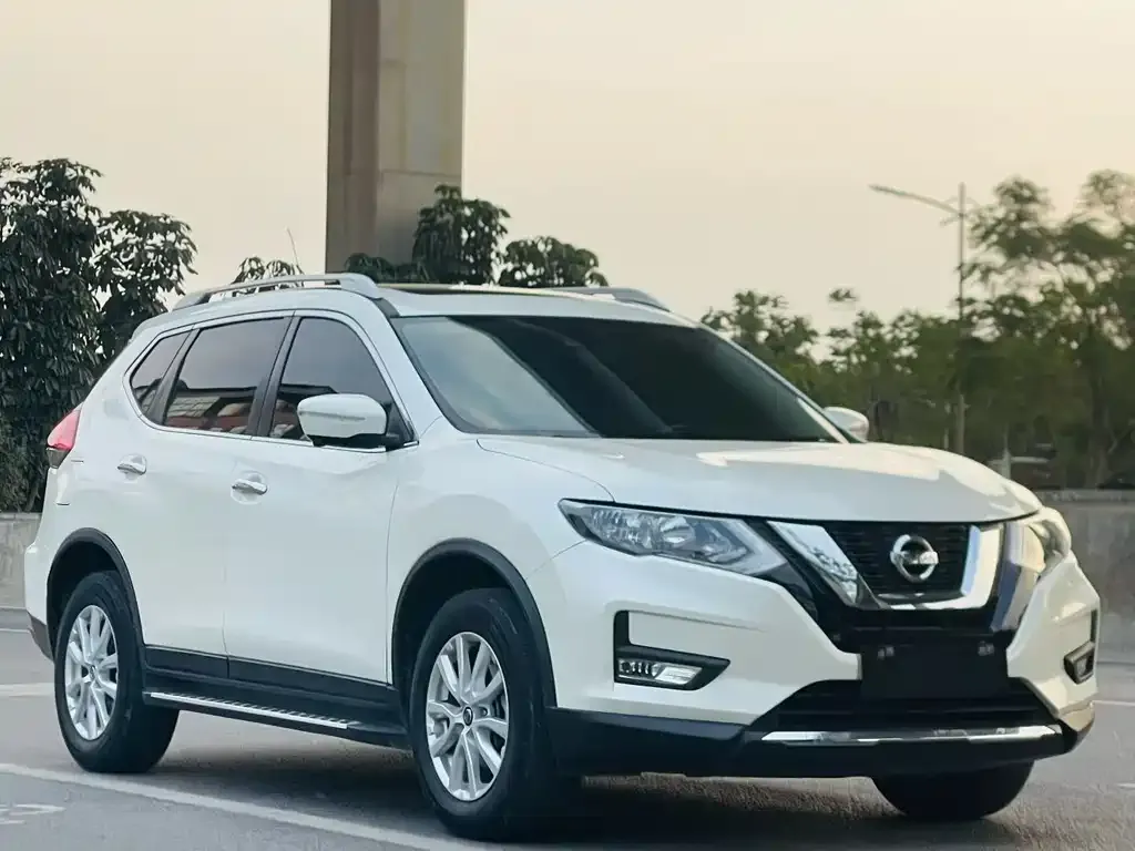 Nissan X-Trail — фото 2