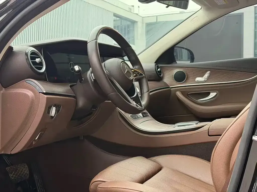 Mercedes-Benz E-Class 2023 из CN, фото 8